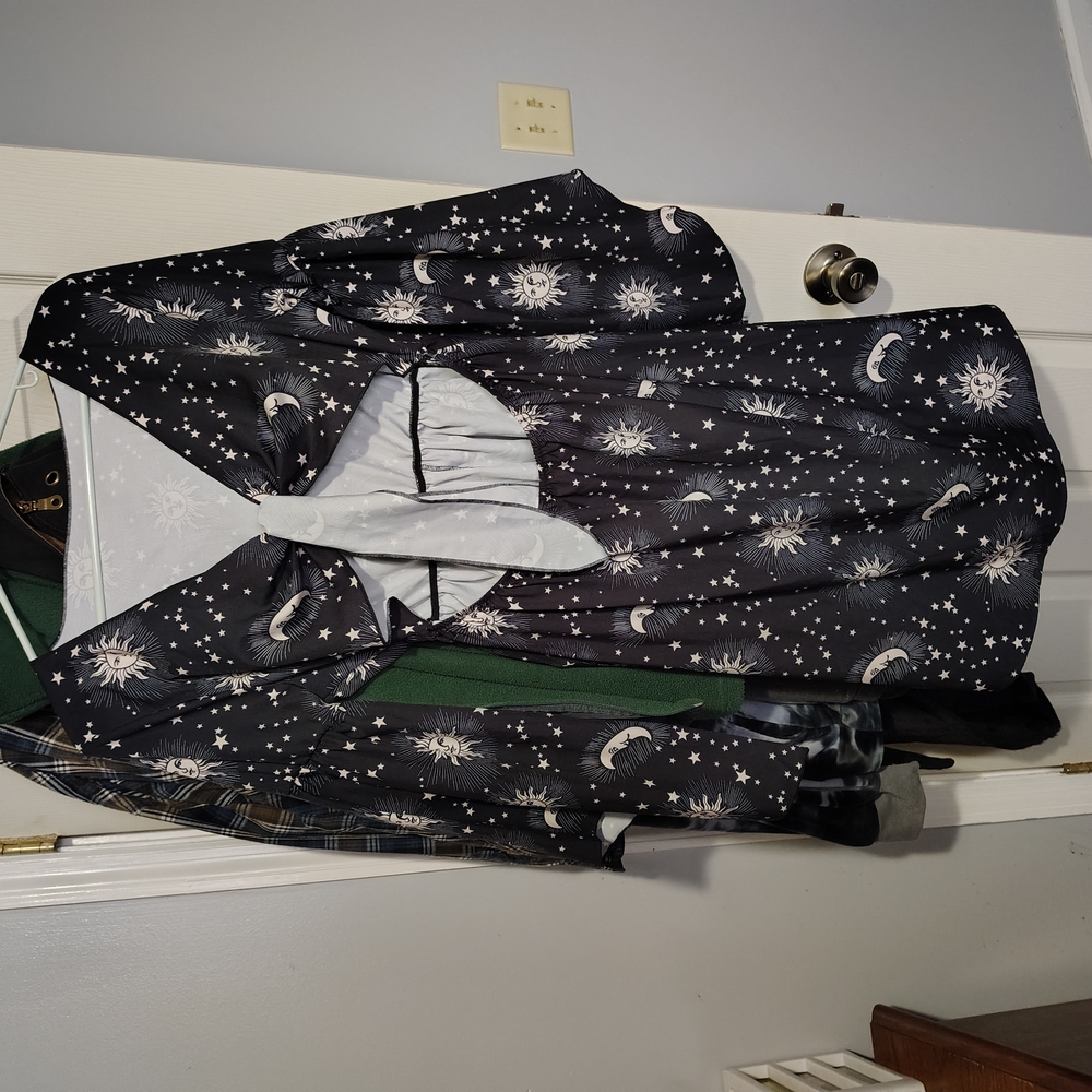Black Celestial Print Robe